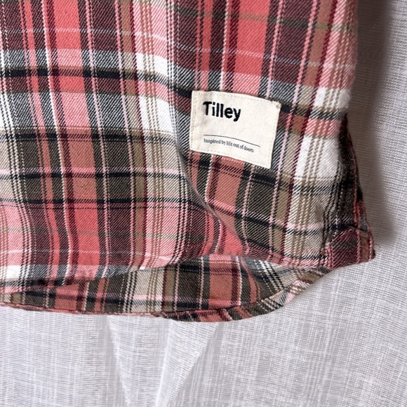 Tilley plaid western shirt women Lg,Yellowstone,brushed flannel ,coastal cowgirl - Picture 4 of 12